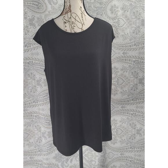 H by Halston Tops - H Halston women's black Sleeveless top gold button detail Size Medium office
